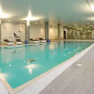 **** מלון Radisson Blu East Midlands Airport בריטניה